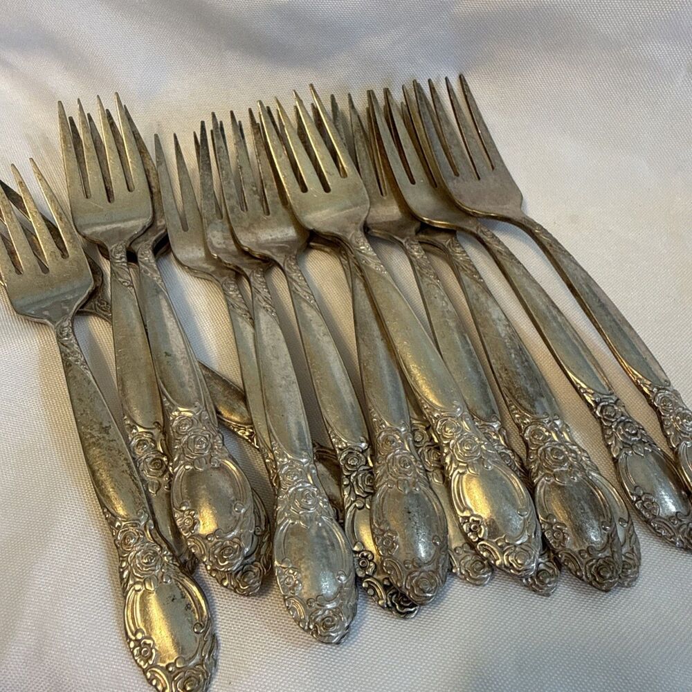 Oneida BALLAD COUNTRY LANE Silverplate Discontinued 6.75" Dinner Fork set of 16